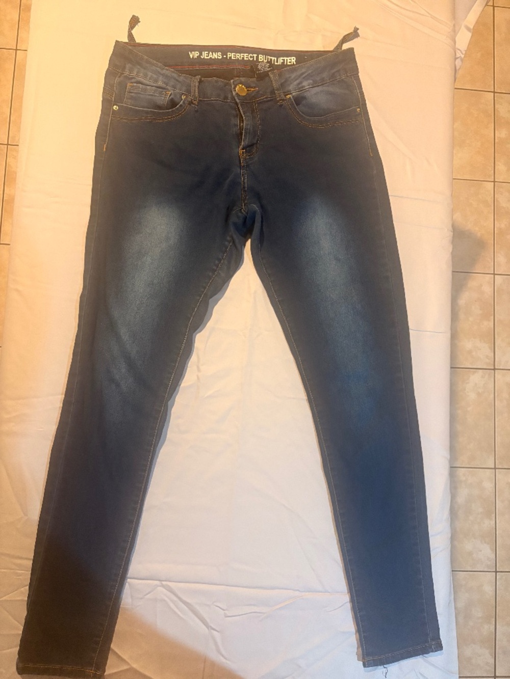 Woman’s skinny